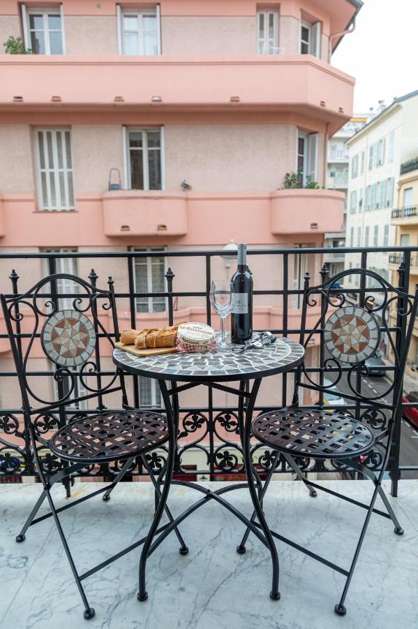 Lovely Apartment With Terrace Nice Centre ภายนอก รูปภาพ